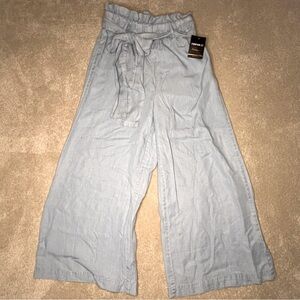 Forever 21 Wide Leg NWT Contemporary Blue Belted Pants Stretch Waist women small